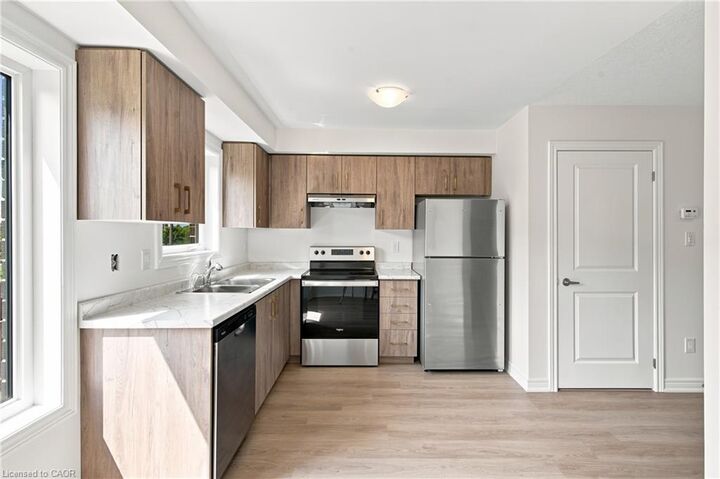 Property Photo:  19A Bingham Road  ON L8H 0B5 