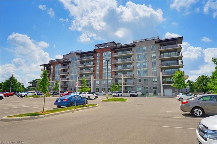 Property Photo: 34 Norman Street 211 ON N3R 2Y1