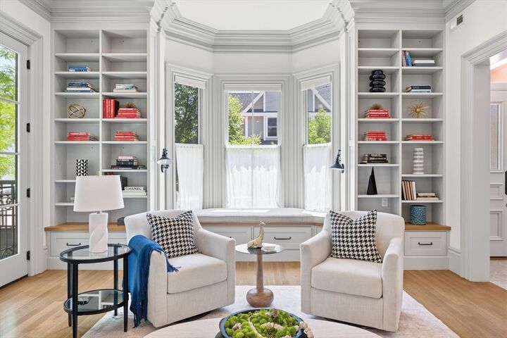 Property Photo:  81 Garfield St 81  MA 02138 