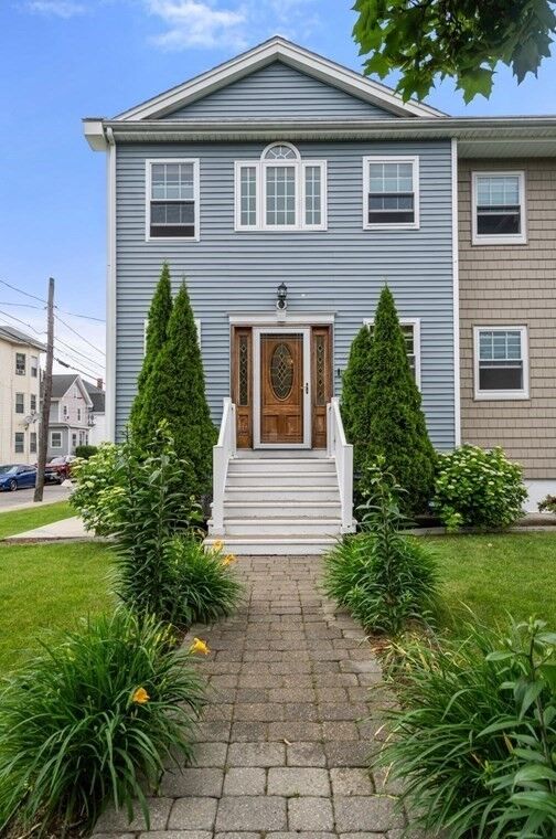 Property Photo:  104 Crescent 1  MA 02453 