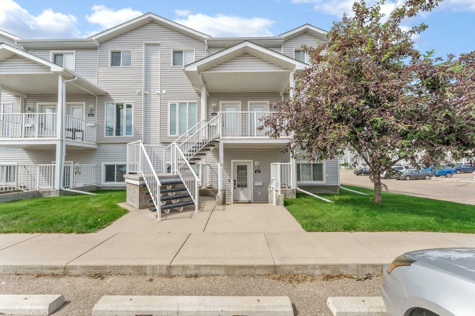 Property Photo: 372 Northlands Pointe NE AB T1C 0C4