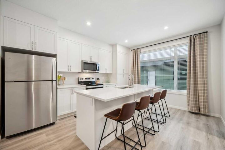 Property Photo: 224 Vantage Drive AB T4C 3G5