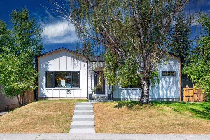 Property Photo: 88 Cheyenne Crescent NW AB T2L 0Z2