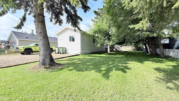 Property Photo:  108 1 Street W  SK S0M 1H0 