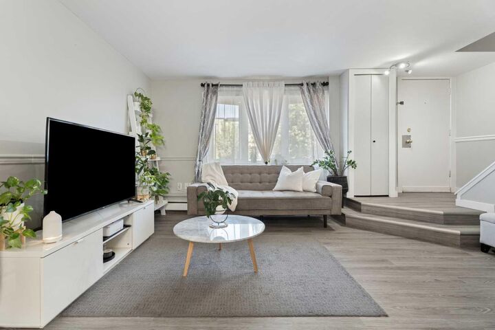 Property Photo: 3809 45 Street SW 63 AB T3E 3H4
