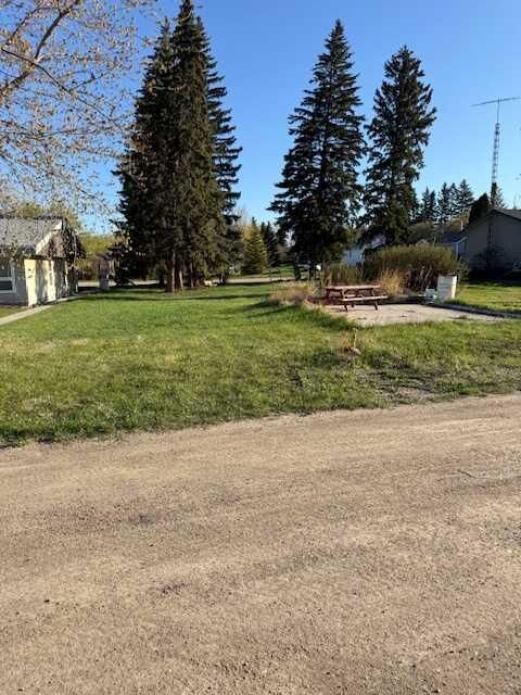 Property Photo: 519 4 Avenue AB T0M 0Y0