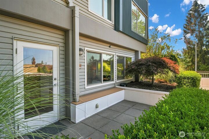 Property Photo: 425 23rd Avenue S A006 WA 98144