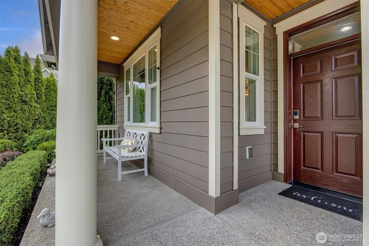 Property Photo: 13712 SE 89th Street WA 98059