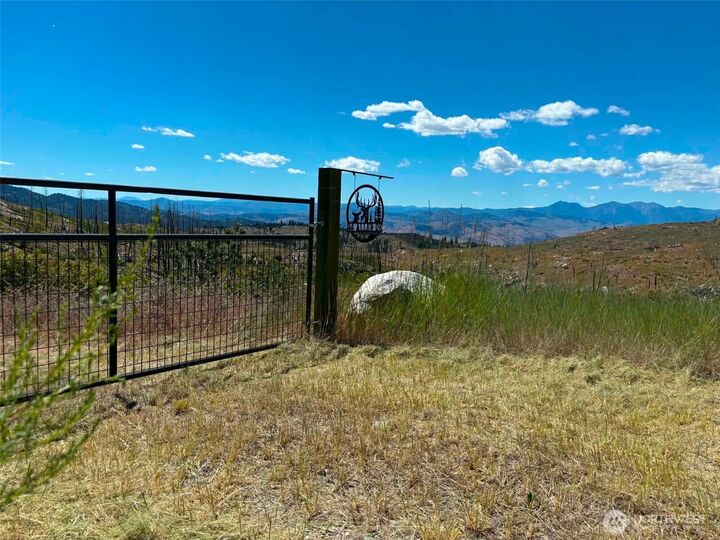 Property Photo: 94 Allen Drive WA 98859