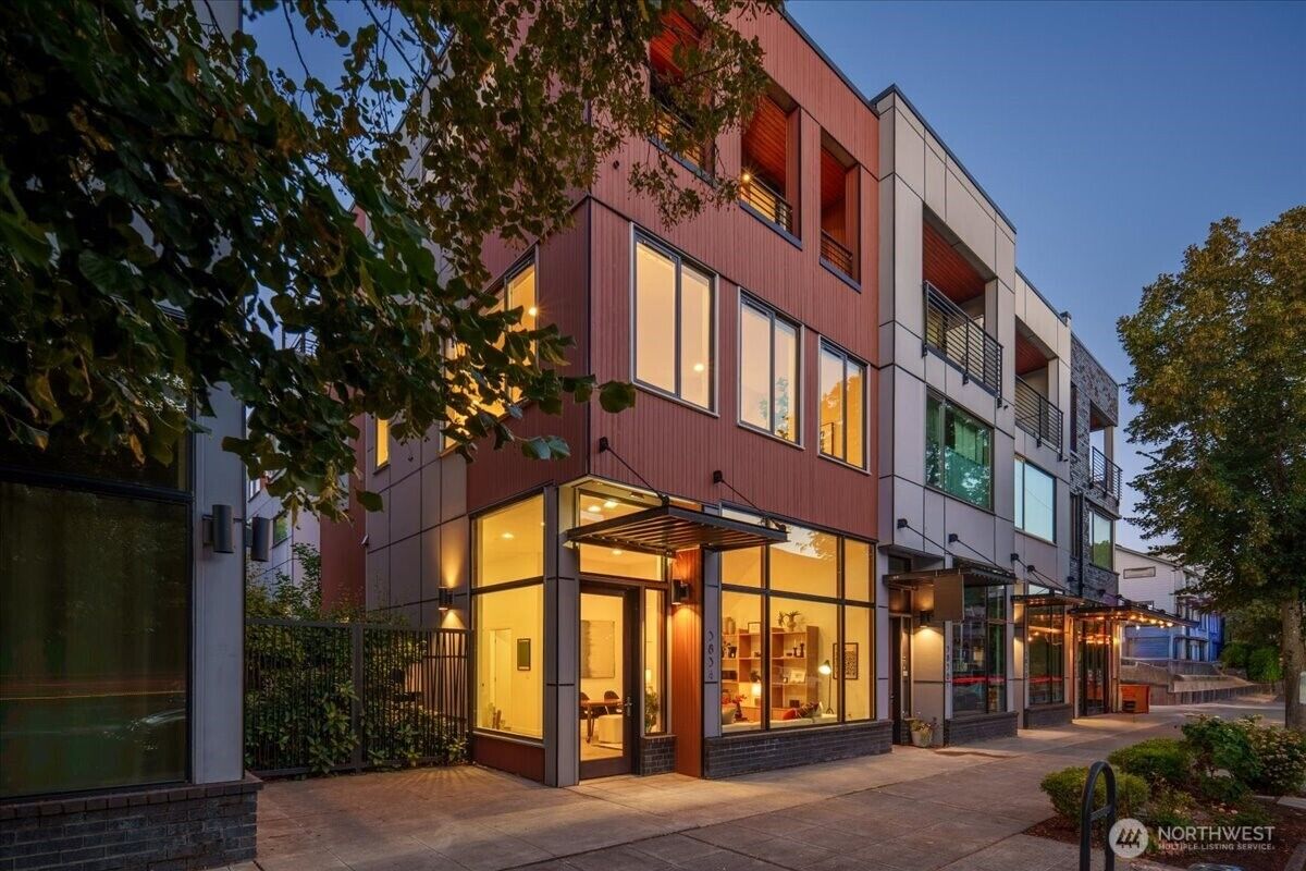 Property Photo: 3834 California Avenue SW WA 98116
