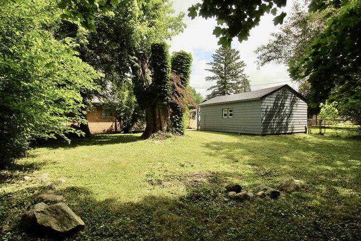 Property Photo:  4717 Highcrest Road  IL 61107 