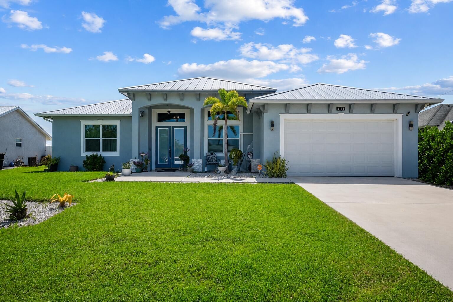 Property Photo:  2198 SW Alminar Street  FL 34953 
