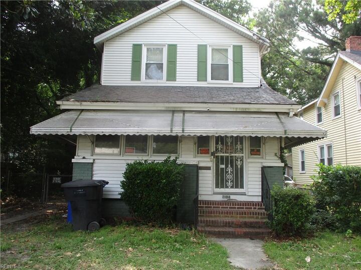 Property Photo:  2104 Elm Ave  VA 23704 