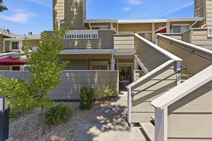 Property Photo:  72 Cherry Ridge Lane  CA 95136 