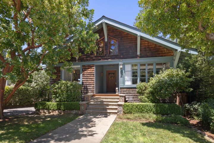 Property Photo: 42 Broadway CA 95030