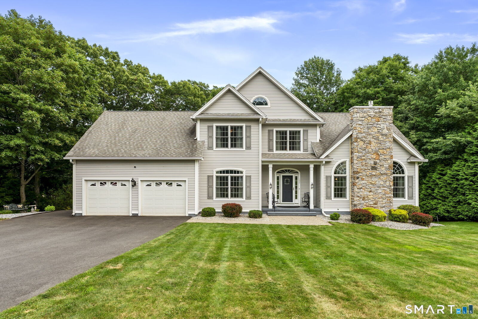 Property Photo: 134 Sunset Ridge CT 06067