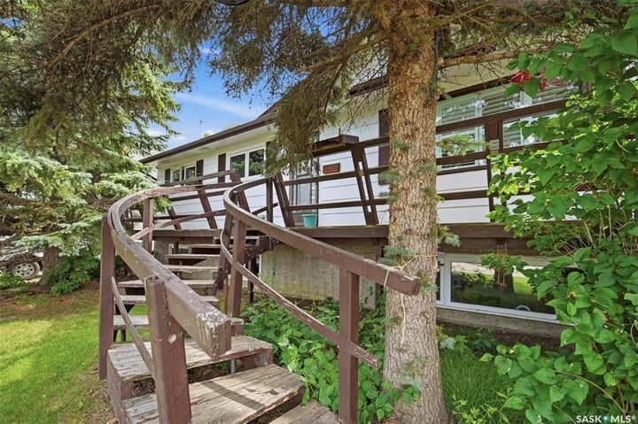 Property Photo: 309 2nd Avenue W SK S0K 4T0