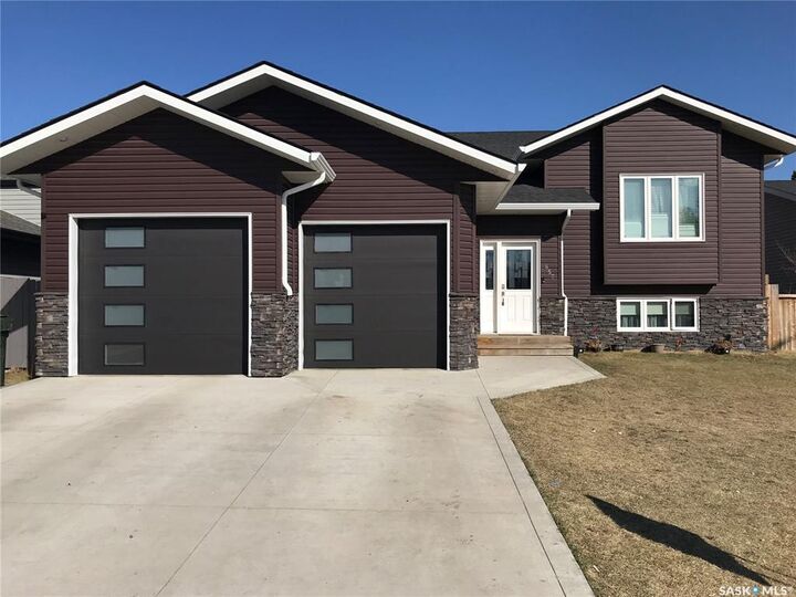 857 Madsen Place — photo 1