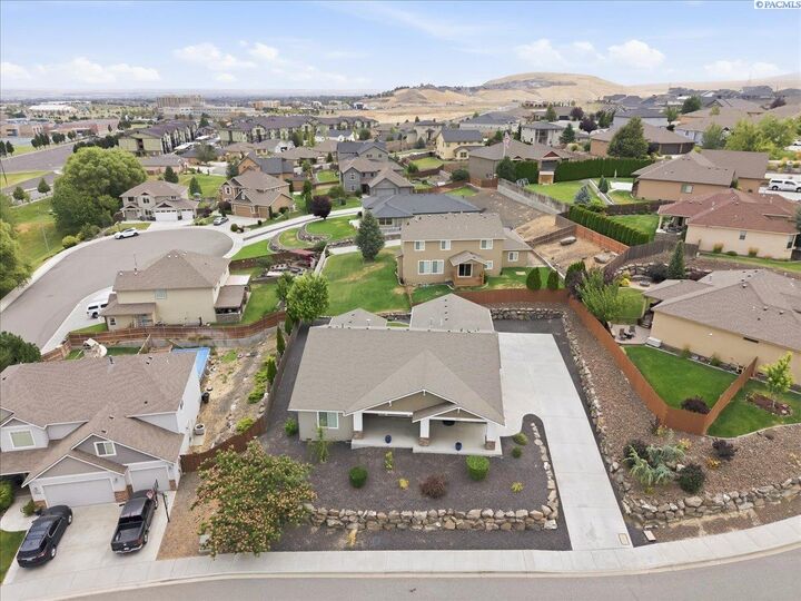 Property Photo: 3713 S Lincoln WA 99337