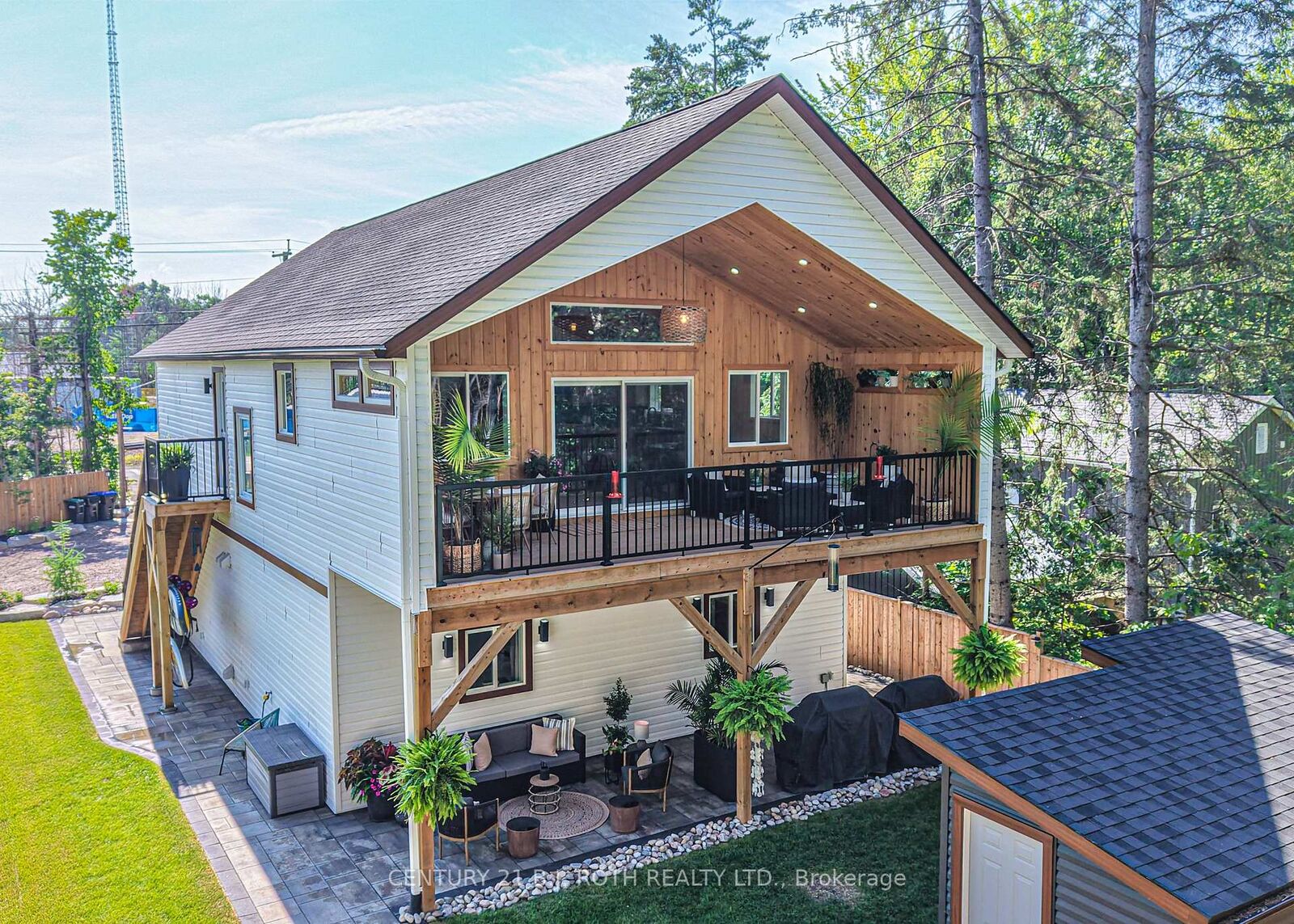 Property Photo:  3332 Quetton Street  ON L0K 2B0 