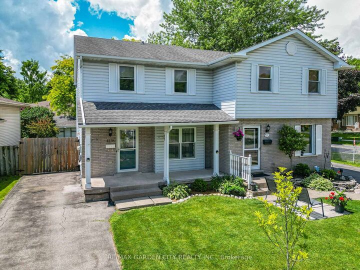 Property Photo: 6479 Malibu Drive ON L2H 2W4