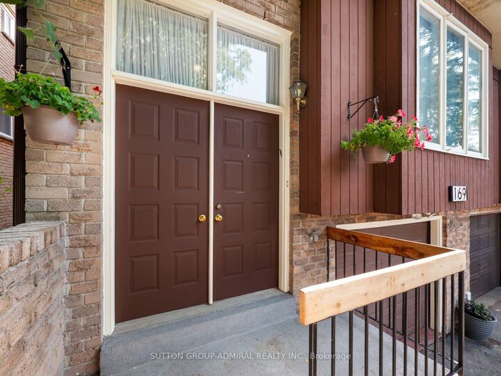 169 Robert Hicks Drive — photo 1
