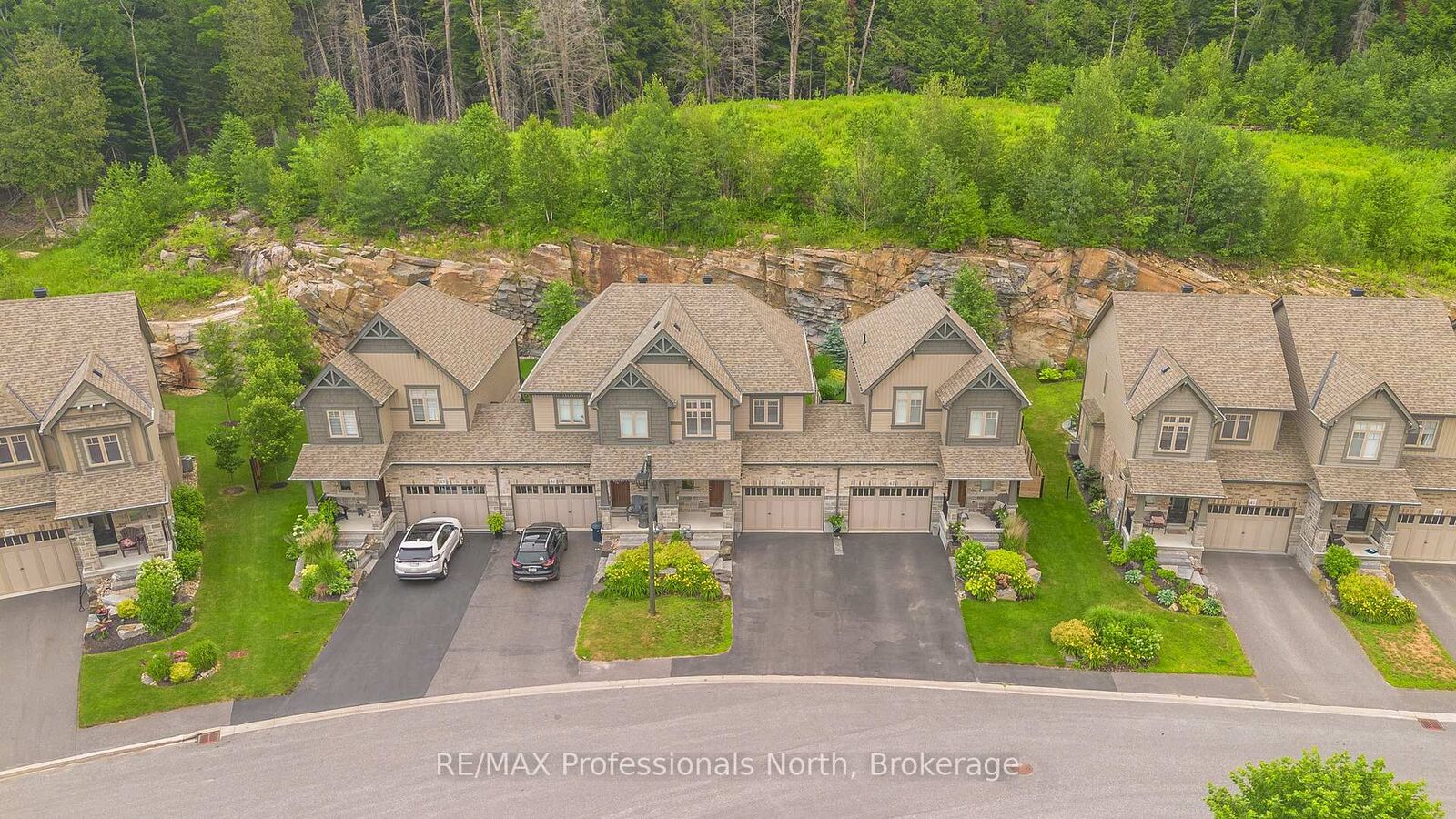 Property Photo: 45 Kelsey Madison Court ON P1H 0E2