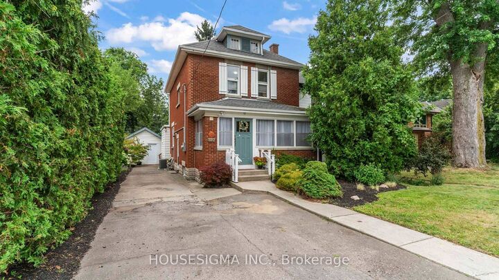 Property Photo:  322 Ridout Street S  ON N6C 3Z3 