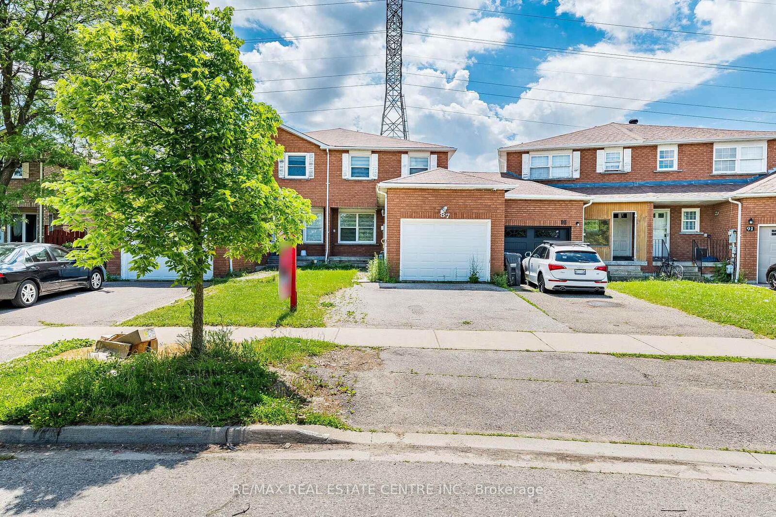 Property Photo:  87 Tulip Drive  ON L6Y 3W9 