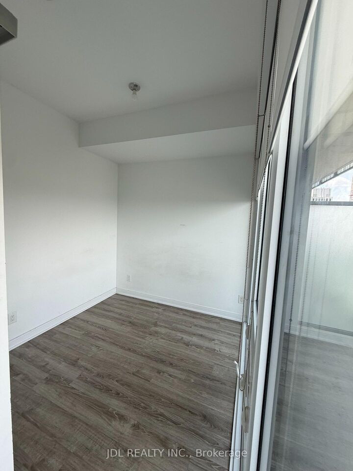 Property Photo: 42 Charles Street 4008 ON M4Y 1T4