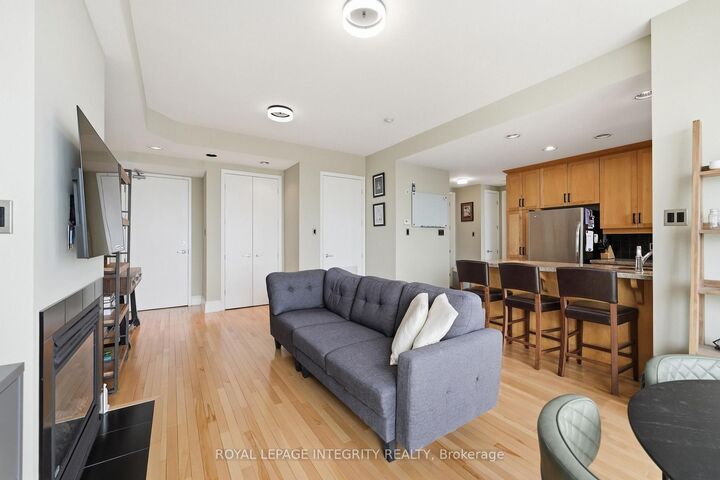 Property Photo:  420 Berkley Avenue 802  ON K2A 4H5 