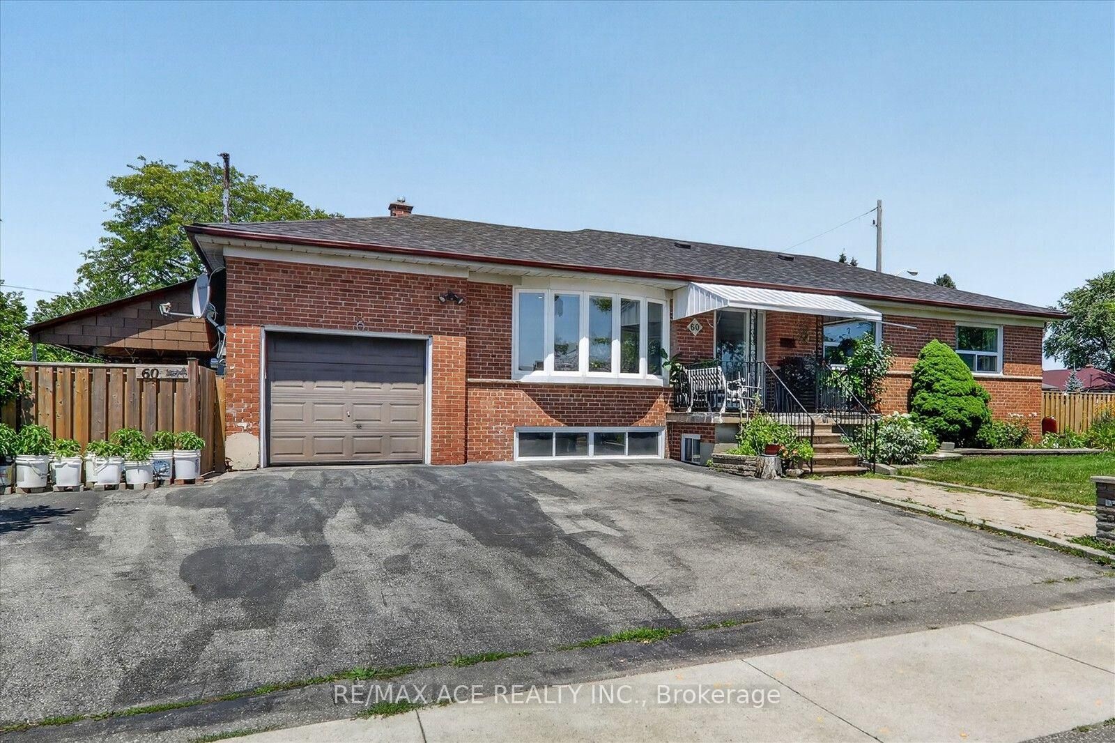 Property Photo: 60 Chillery Avenue ON M1K 4S9