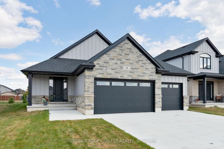 16 Kelly Drive — photo 1