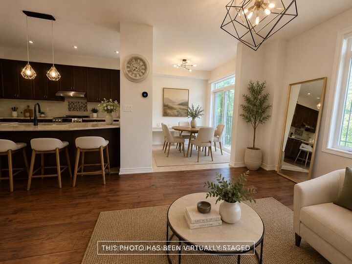 Property Photo:  102 Lake Avenue  ON L4E 3G6 
