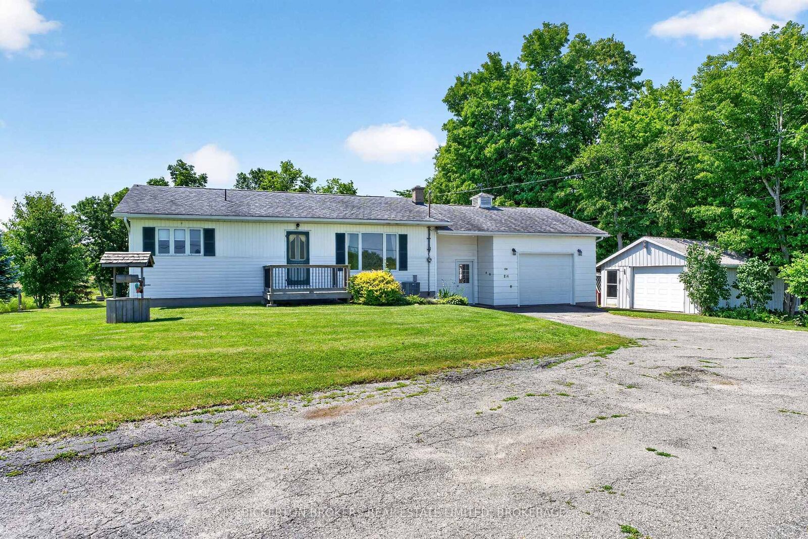 Property Photo: 154 Eden Grove Road ON K0E 1L0