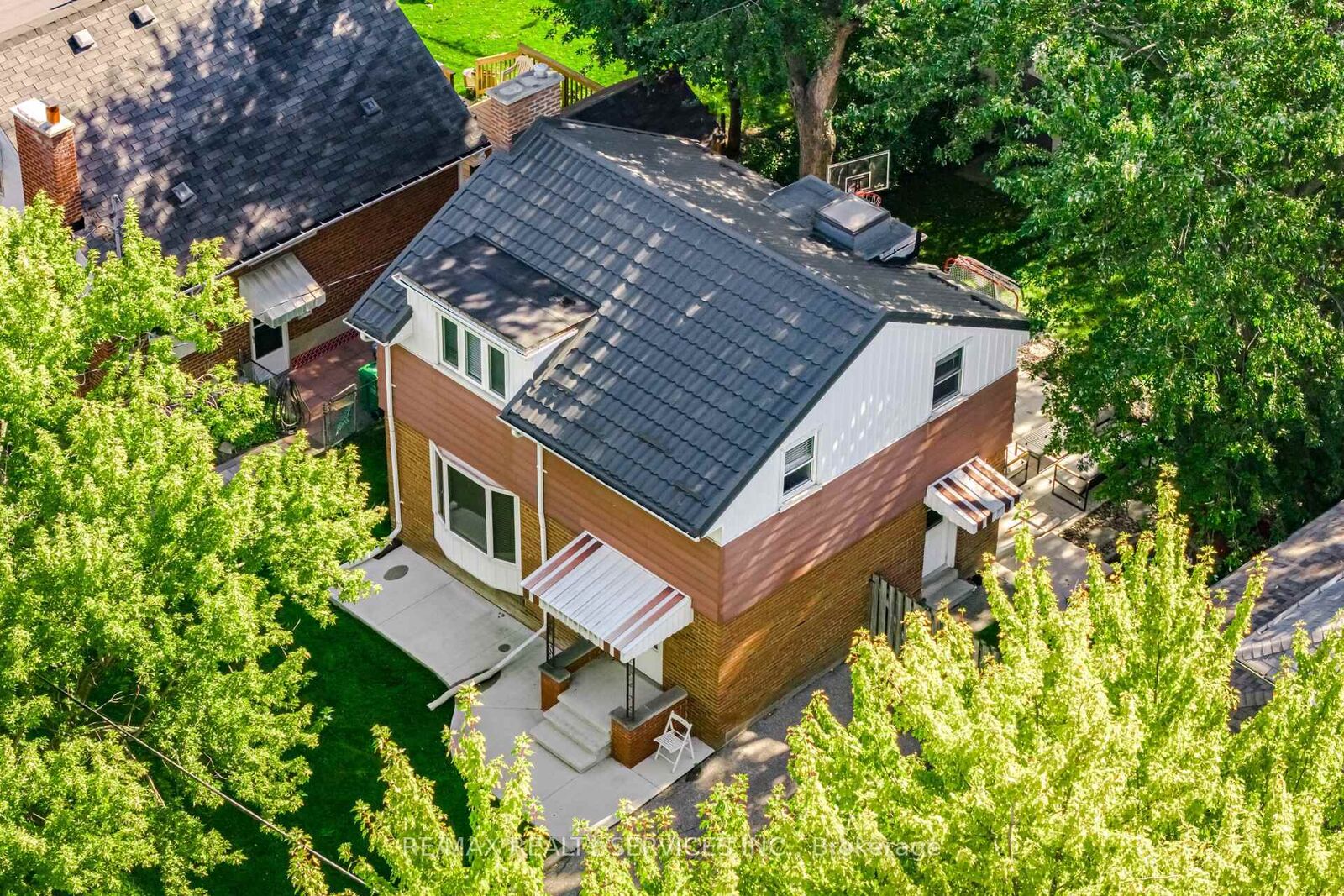 Photo de la propriété:  85 Eldomar Avenue  ON L6W 1P9 