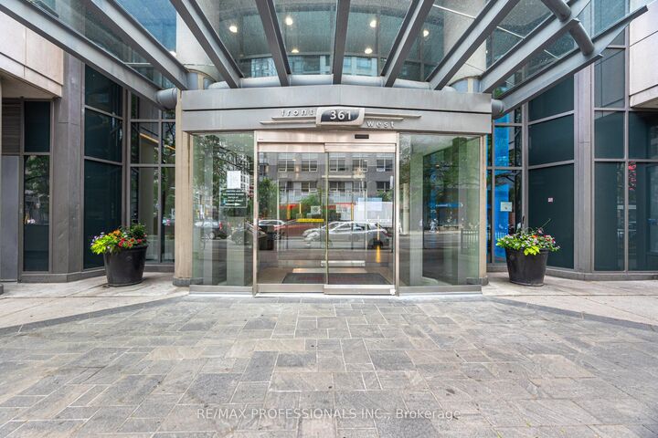 Photo de la propriété: 361 Front Street W 3303 ON M5V 3R5