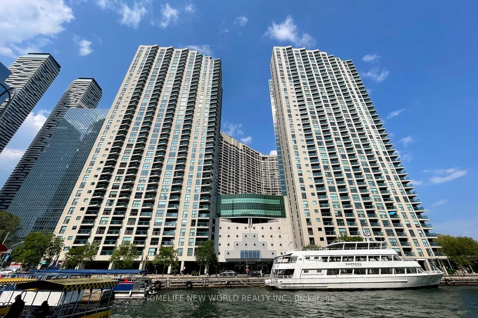 Property Photo: 77 Harbour Square 1602 ON M5J 2S2