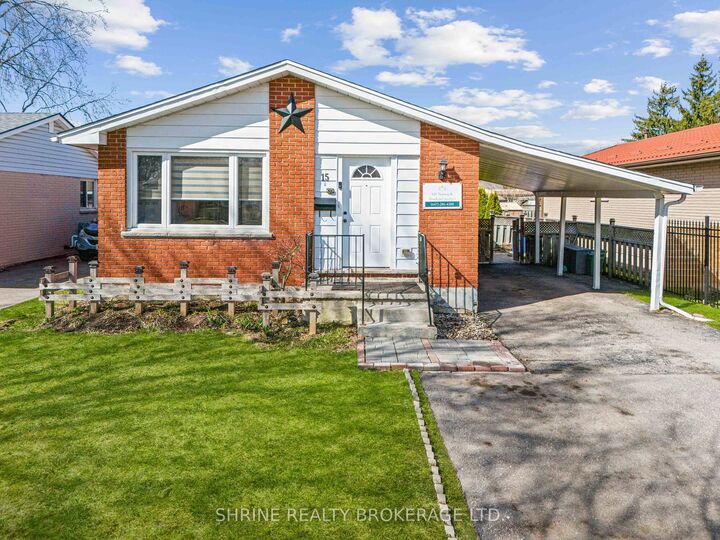 15 Garland Crescent — photo 1