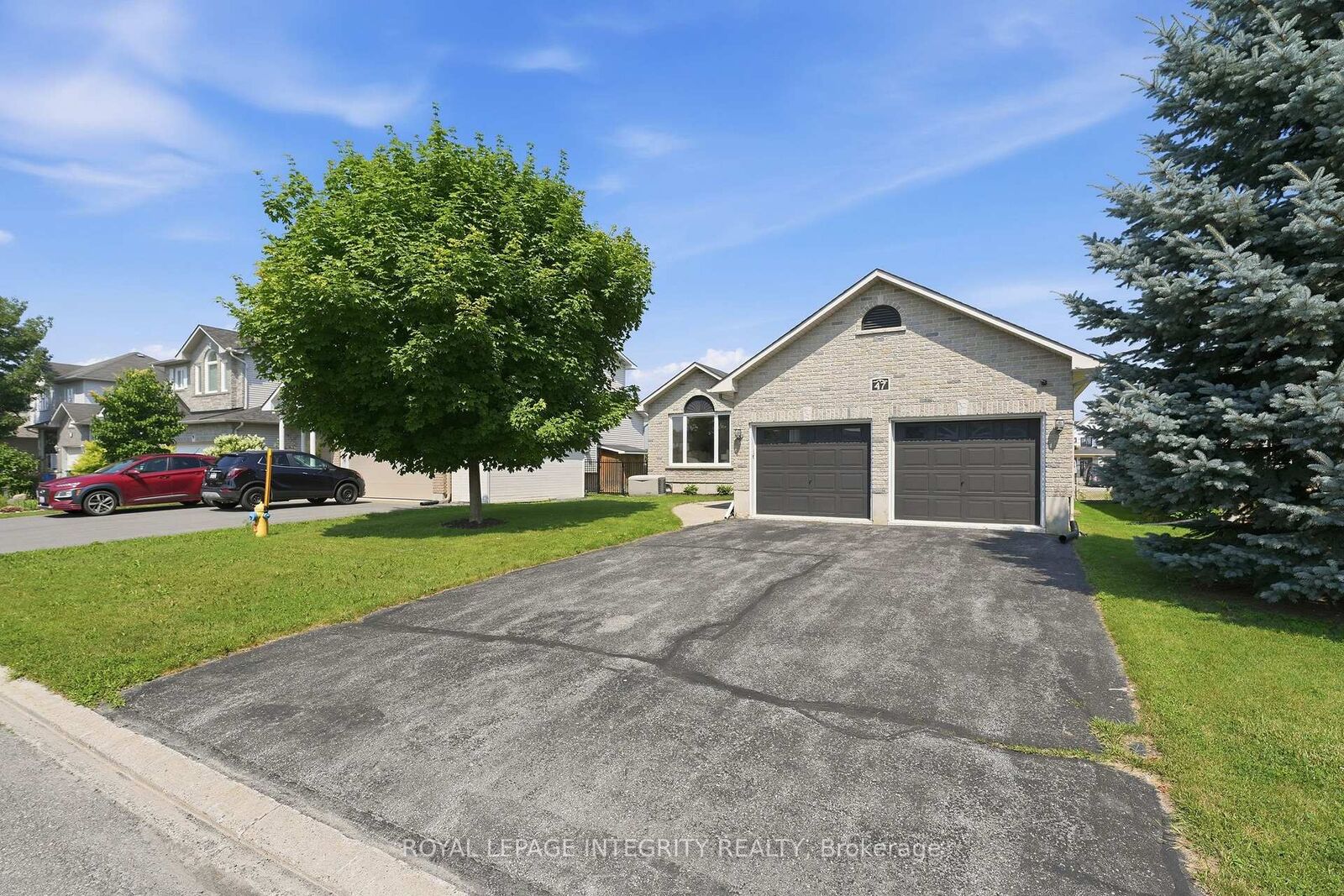 Property Photo: 47 Daze Street ON K0A 1W0