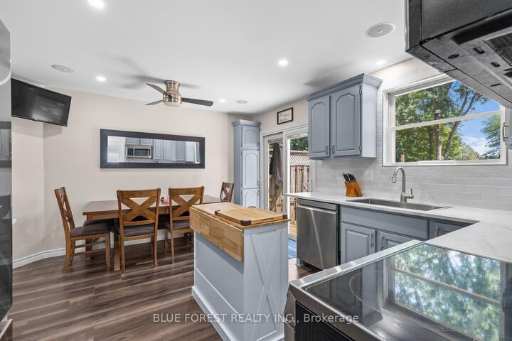 Property Photo: 48 Rosamond Crescent ON N6E 2M8