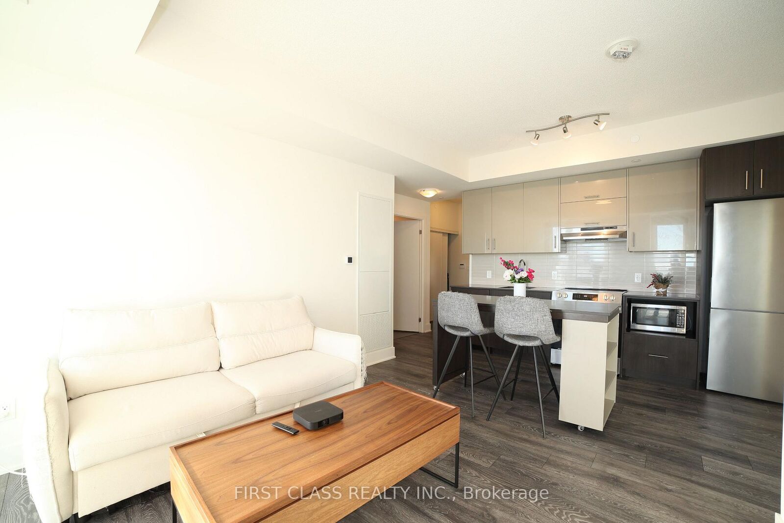 Property Photo:  188 Fairview Mall Drive 1511  ON M2J 4T1 