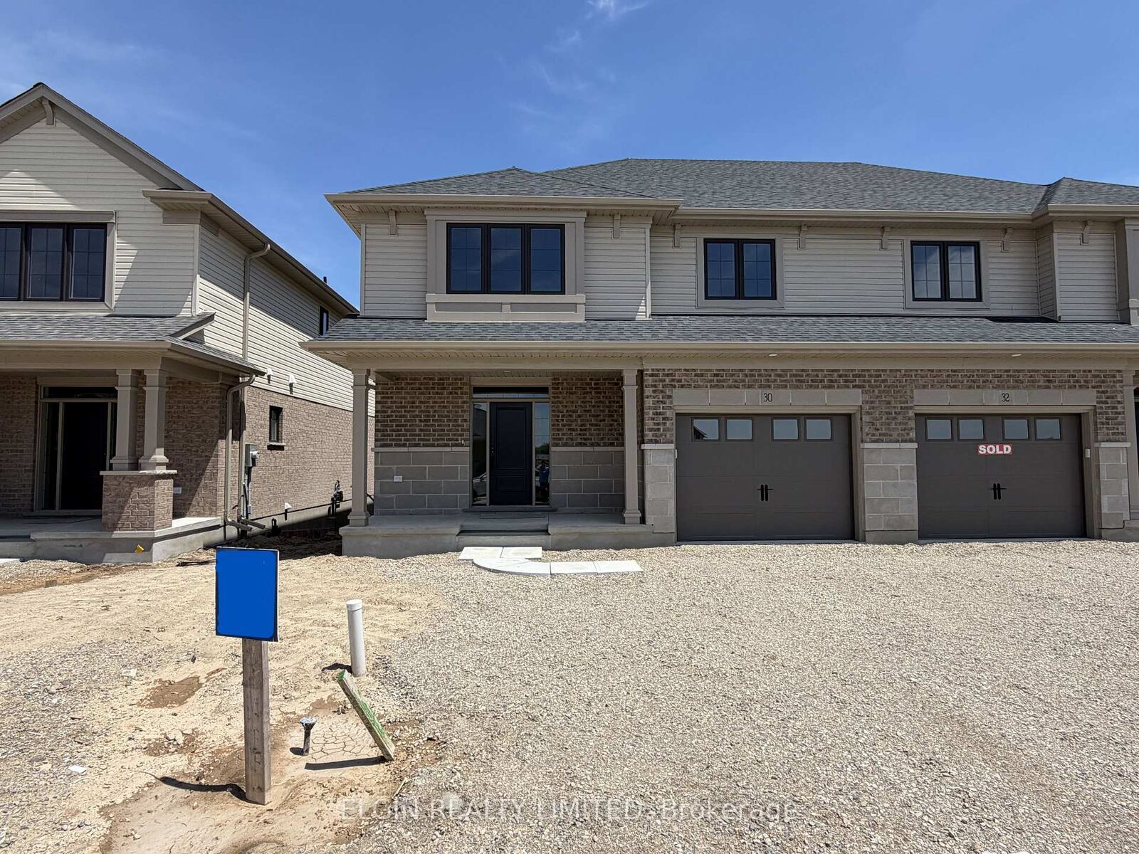 Property Photo:  30 Hemlock Crescent  ON N5H 0C1 