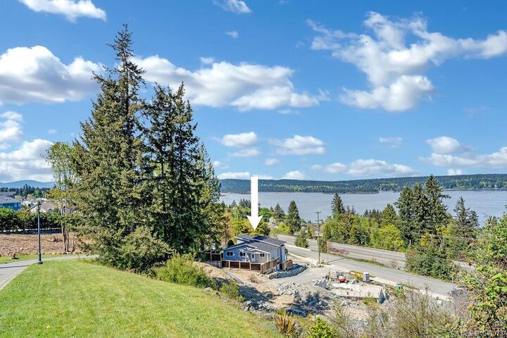 Property Photo:  634 Farrell Rd  BC V9G 2C6 