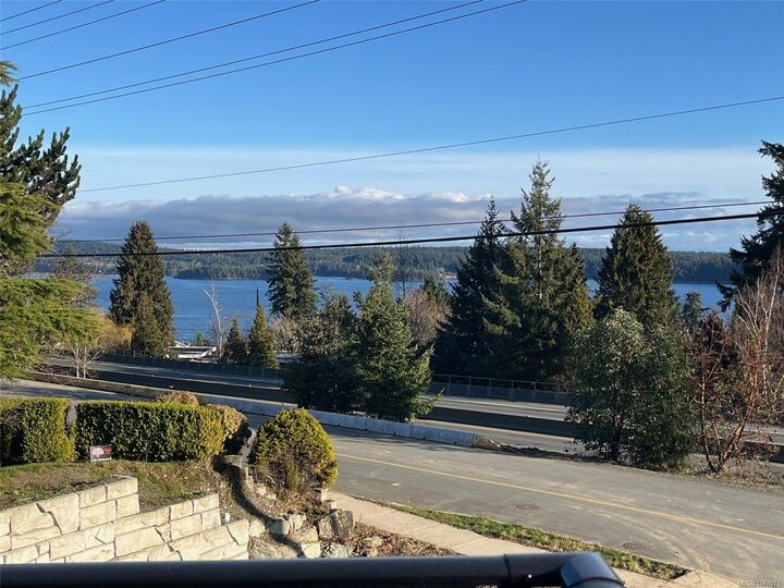 Property Photo: 634 Farrell Rd BC V9G 2C6