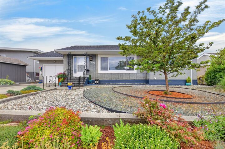 Property Photo: 3896 Exton St BC V9Y 3X7