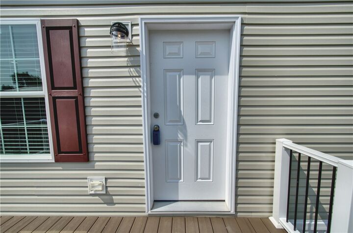 Property Photo: 208 Cedar Ln PA 16059