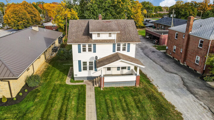 Property Photo: 1810 N Limestone Street OH 45503