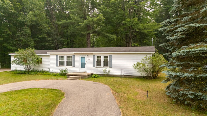 Property Photo: 110 Trescott Lane MI 48629