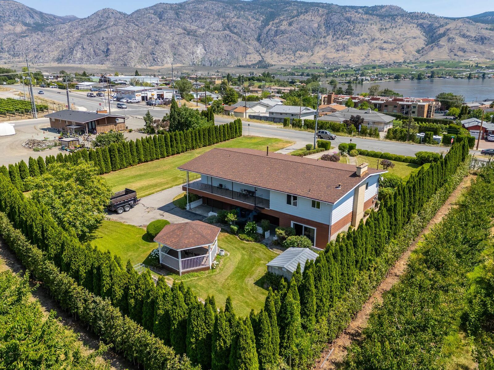 Property Photo: 6012 107 Street BC V0H 1V4